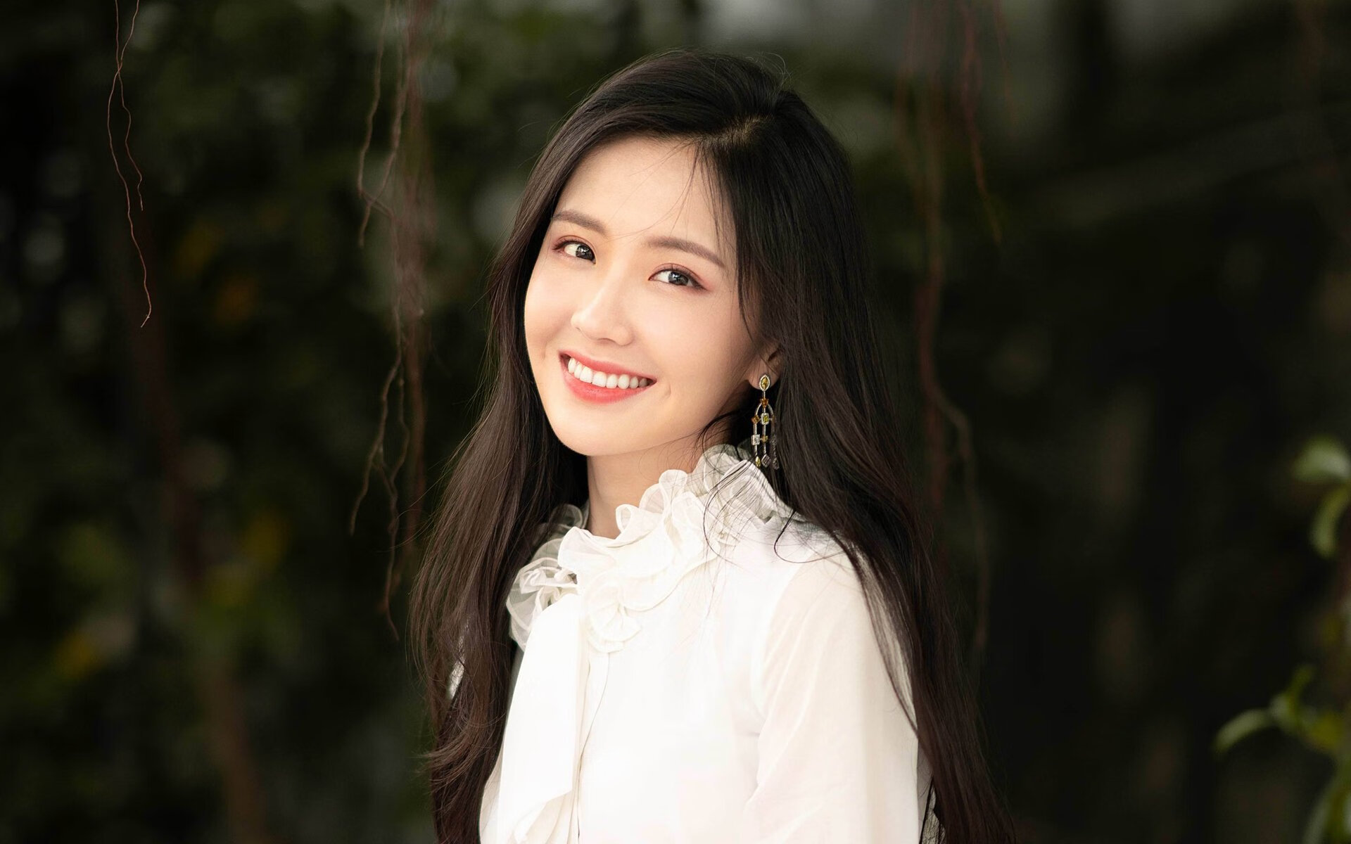 开云入口-五大联赛主教练是否倾向赛季中期尝试战术革新，五大联赛主教练名单