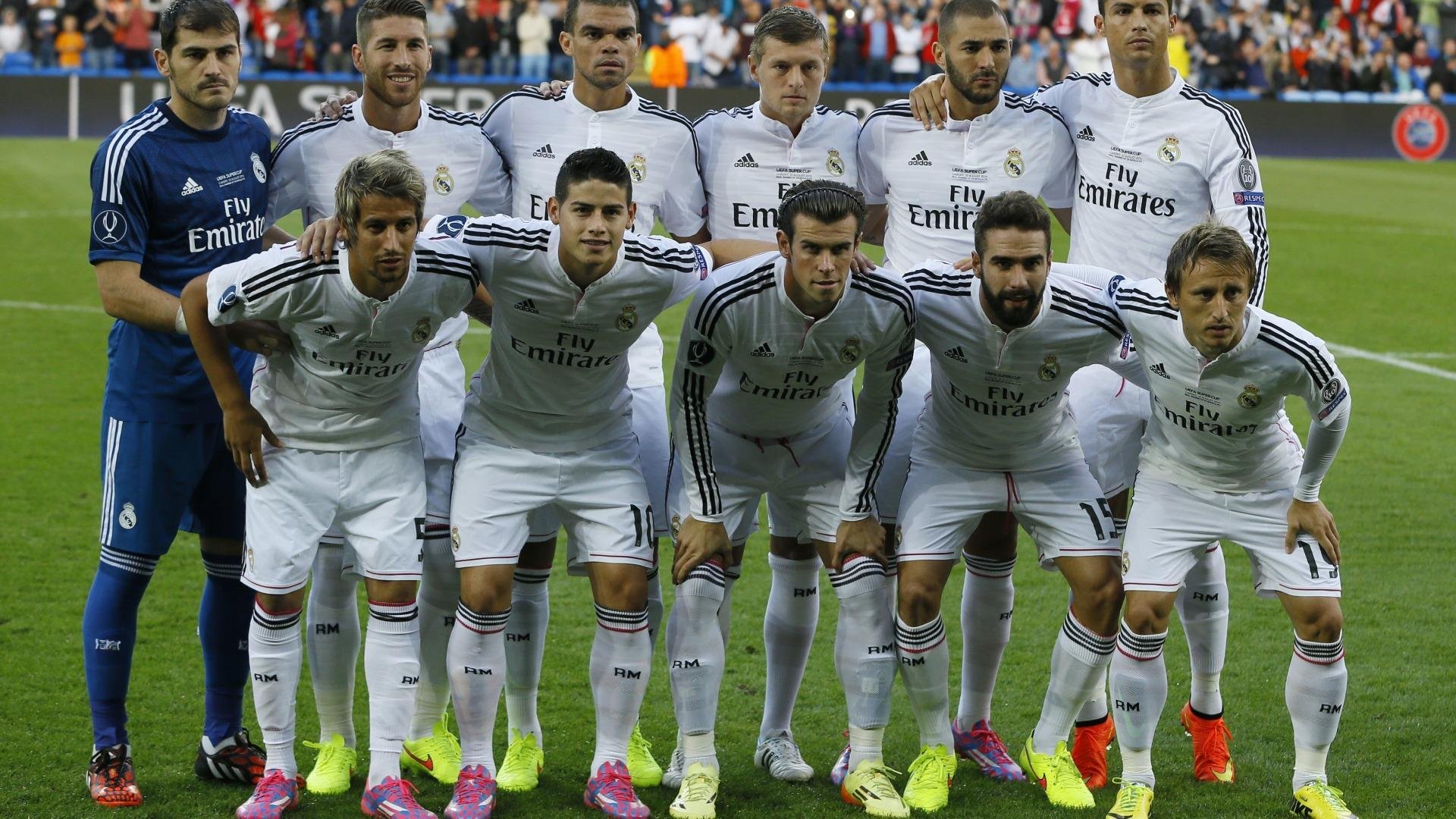 中超球队主场球迷助威震撼全场,中超联赛主场